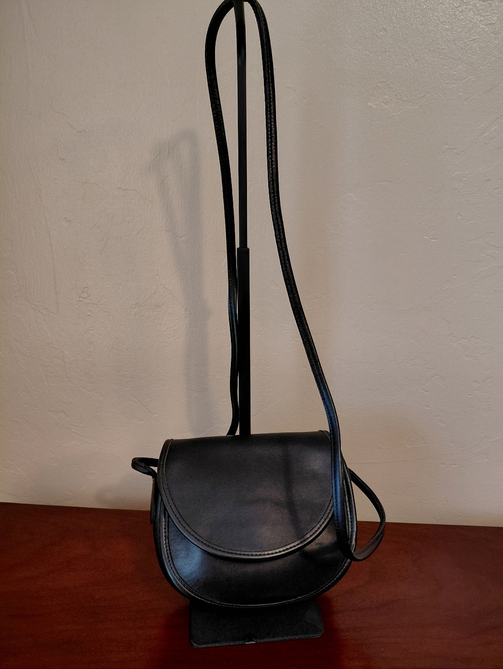 Coach Vintage Casey Black Leather Crossbody Style 9923 - Picture 9 of 12